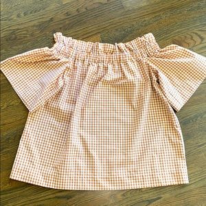 Collyn Raye— gingham top in size L NWT